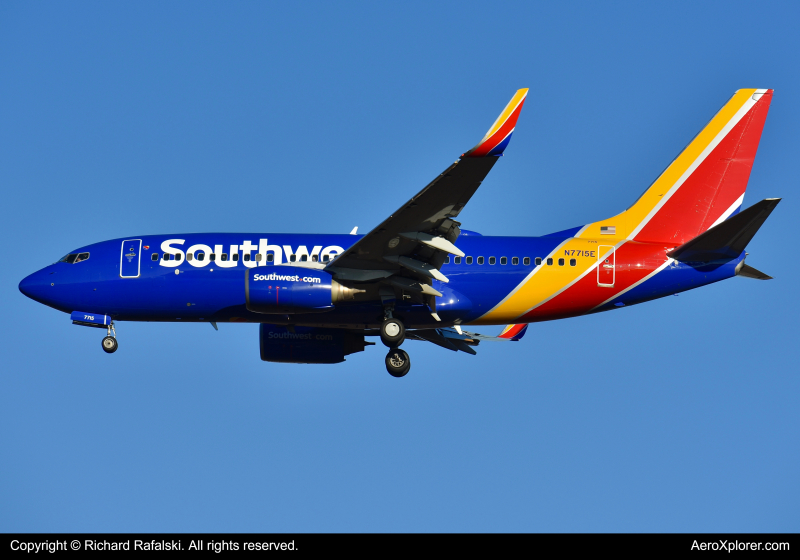 Photo of N7715E - Southwest Airlines Boeing 737-700 at MCO on AeroXplorer Aviation Database