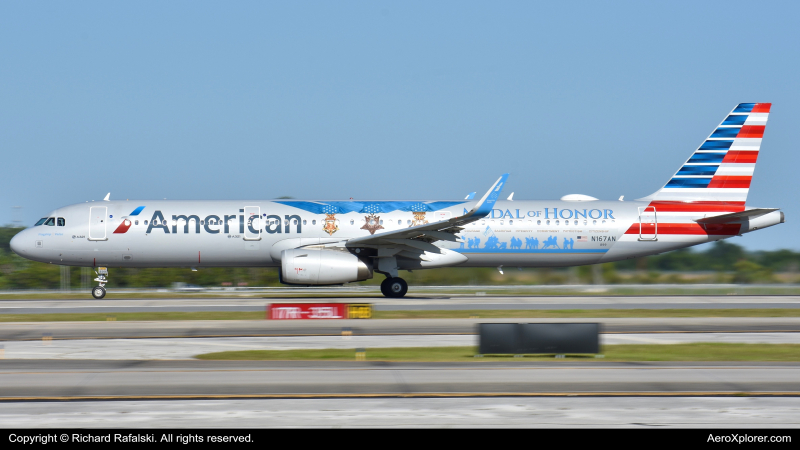 Photo of N167AN - American Airlines Airbus A321-200 at MCO on AeroXplorer Aviation Database