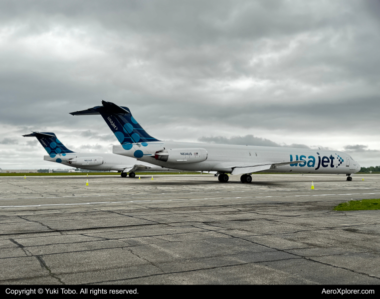 Photo of N834US - USA Jet Airlines McDonnell Douglas MD-88 at YIP on AeroXplorer Aviation Database