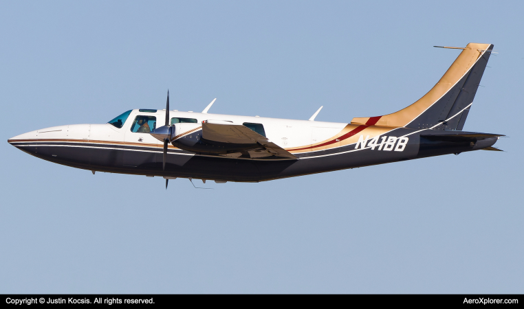 Photo of N41BB - PRIVATE Piper Aerostar at TPA on AeroXplorer Aviation Database