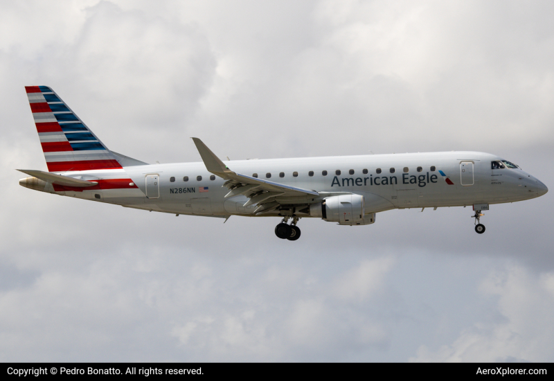 Photo of N286NN - American Eagle Embraer E175 at MIA on AeroXplorer Aviation Database