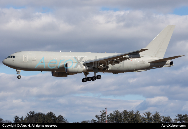 Photo of MM62227 - Italian Air Force Boeing KC-767 at PSM on AeroXplorer Aviation Database