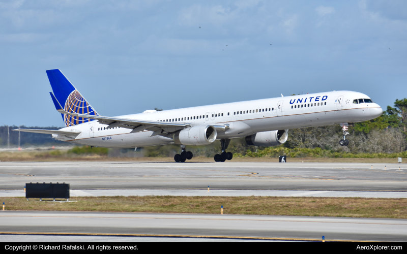 Photo of N57864 - United Airlines  Boeing 757-300 at MCO on AeroXplorer Aviation Database