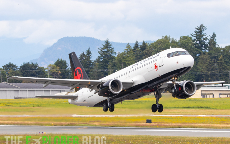 Photo of C-FXCD - Air Canada Airbus A320-200 at YYJ on AeroXplorer Aviation Database