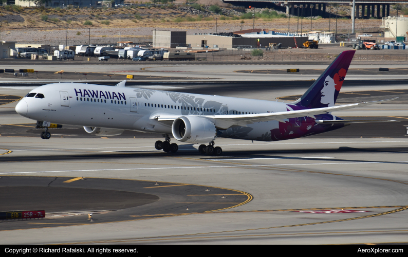 Photo of N780HA - Hawaiian Airlines Boeing 787-9 at PHX on AeroXplorer Aviation Database