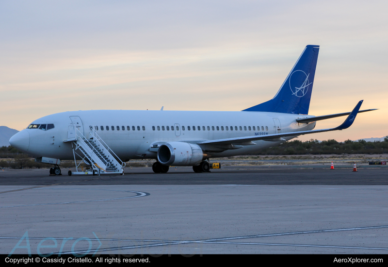 Photo of N625SW - Swift Air Boeing 737-300 at TUS on AeroXplorer Aviation Database