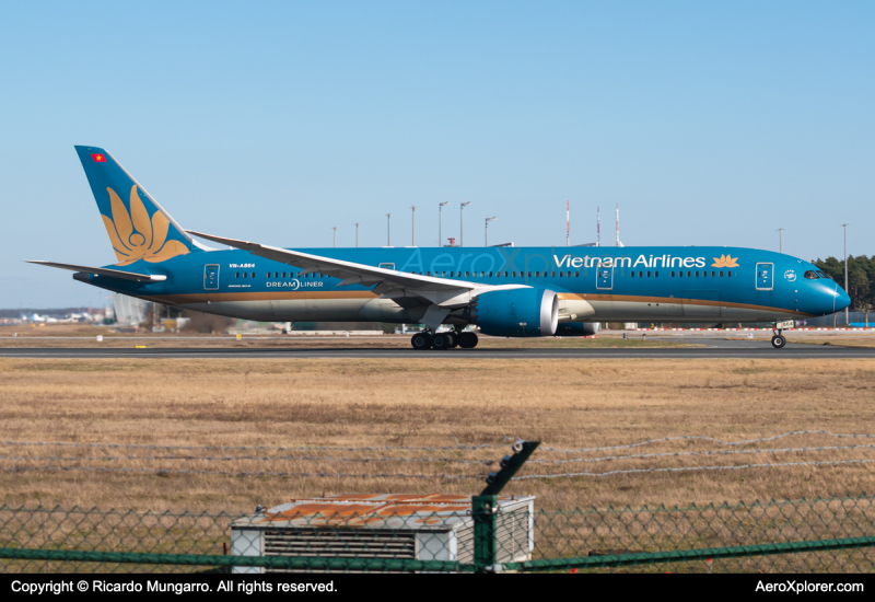 Photo of VN-A864 - Vietnam Airlines Boeing 787-9 at FRA on AeroXplorer Aviation Database