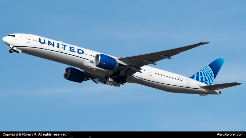 Photo of N2352U - United Airlines Boeing 777-300ER at SFO on AeroXplorer Aviation Database