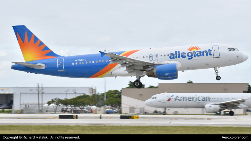 Photo of N233NV - Allegiant Air Airbus A320 at FLL on AeroXplorer Aviation Database