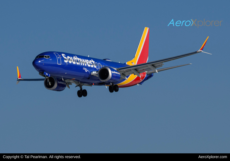 Photo of N8928Q - PRIVATE Boeing 737 MAX 8 at BWI on AeroXplorer Aviation Database