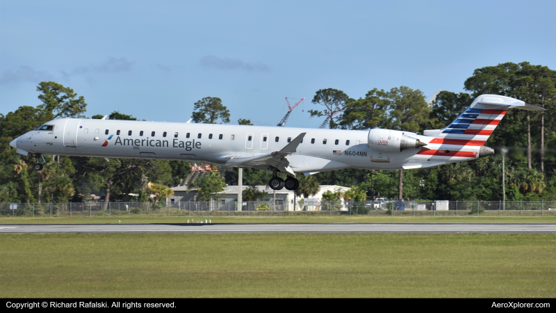 Photo of N604NN - PSA Airlines Mitsubishi CRJ-900 at DAB on AeroXplorer Aviation Database