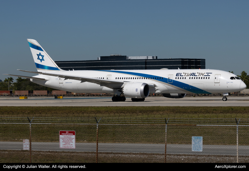 Photo of 4X-EDH - El Al Boeing 787-9 at MIA on AeroXplorer Aviation Database