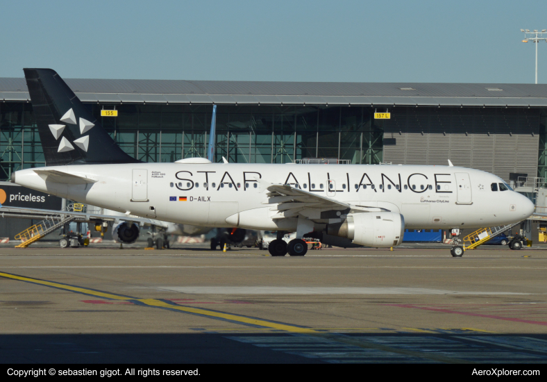 Photo of D-AILX - Lufthansa CityLine Airbus A319-114 at BRU on AeroXplorer Aviation Database