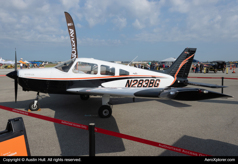 Photo of N283BG - PRIVATE  Piper PA-28 at DAY on AeroXplorer Aviation Database