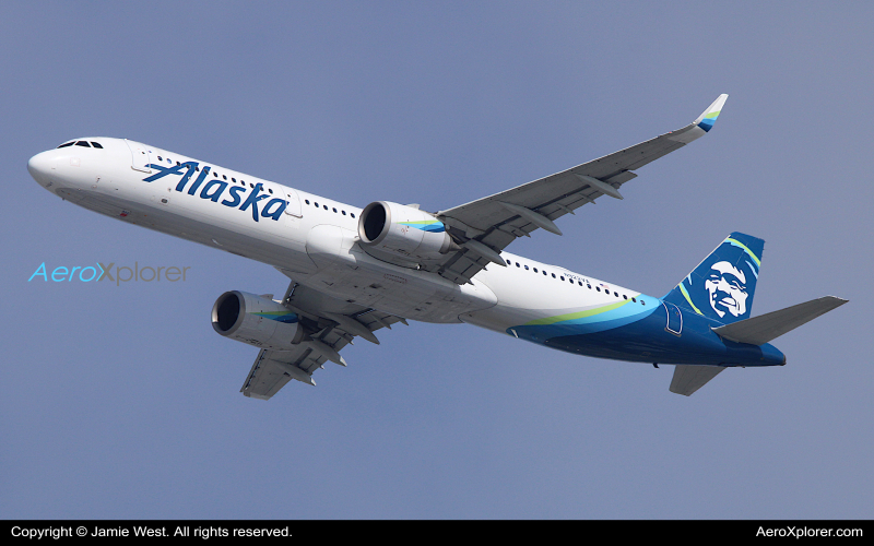 Photo of N922VA - Alaska Airlines Airbus A321neo at OAK on AeroXplorer Aviation Database