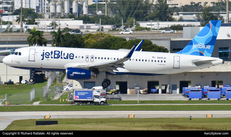 Photo of N805JB - JetBlue Airways Airbus A320 at FLL on AeroXplorer Aviation Database
