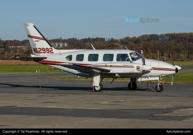 Photo of N62992 - PRIVATE Piper PA-31 at FDK on AeroXplorer Aviation Database