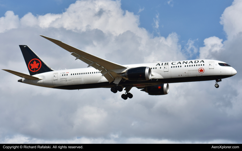 Photo of C-FNOE - Air Canada Boeing 787-9 at MCO on AeroXplorer Aviation Database
