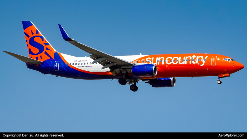 Photo of N850SY - Sun Country Airlines Boeing 737-800 at EWR on AeroXplorer Aviation Database