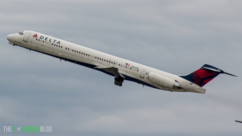 Photo of N969DL - Delta Airlines MD-88 at DAY on AeroXplorer Aviation Database