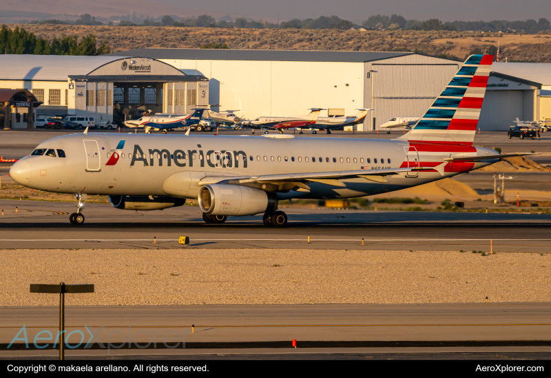 Photo of N654AW - American Airlines Airbus A320 at BOI on AeroXplorer Aviation Database