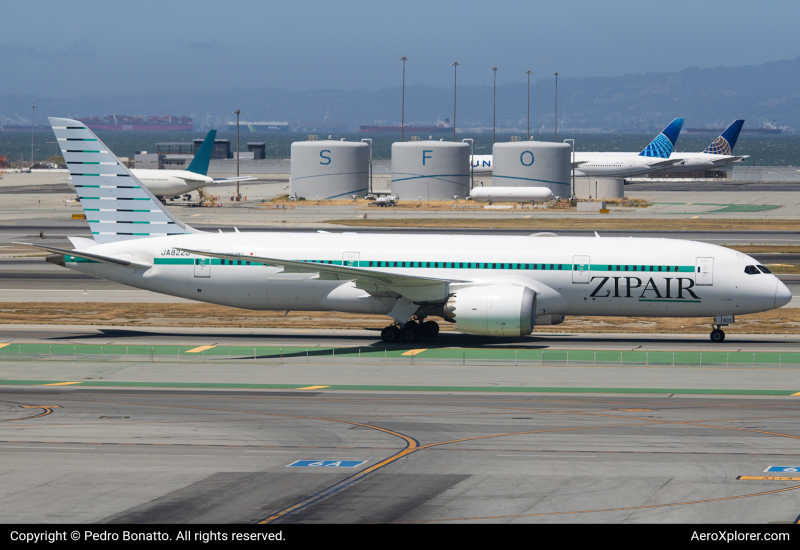 Photo of JA822J - ZIPAIR Tokyo Boeing 787-8 at SFO on AeroXplorer Aviation Database