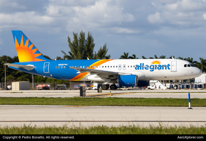 Photo of N285NV - Allegiant Air Airbus A320 at FLL on AeroXplorer Aviation Database