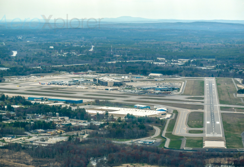 Photo of KMHT - Airport Photo at MHT on AeroXplorer Aviation Database