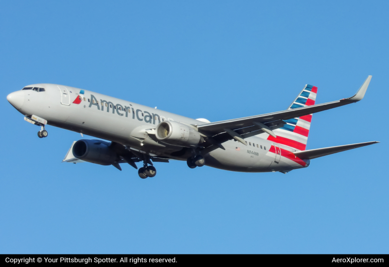 Photo of N844NN - American Airlines Boeing 737-800 at PIT on AeroXplorer Aviation Database