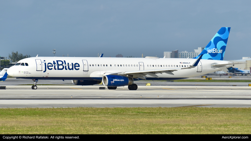 Photo of N944JT - JetBlue Airways Airbus A321-200 at FLL on AeroXplorer Aviation Database