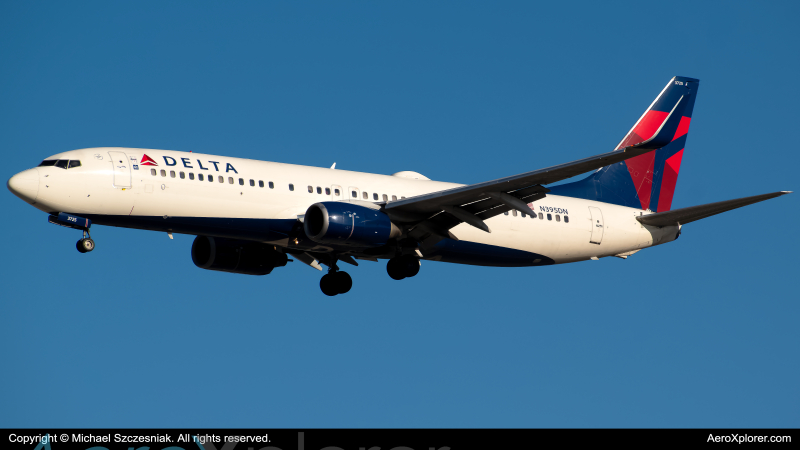 Photo of N395DN - Delta Airlines Boeing 737-800 at MCO on AeroXplorer Aviation Database