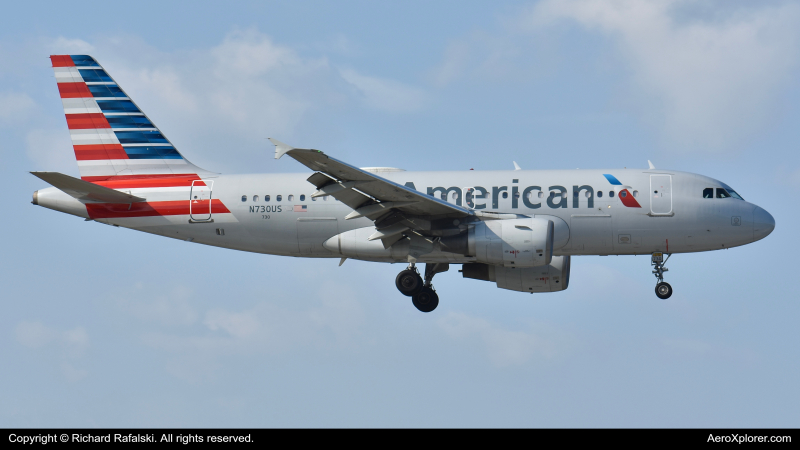 Photo of N730US - American Airlines Airbus A319 at MIA on AeroXplorer Aviation Database