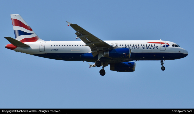 Photo of G-MIDS - British Airways Airbus A320 at LHR on AeroXplorer Aviation Database