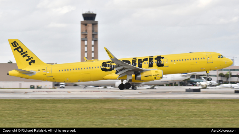Photo of N674NK - Spirit Airlines Airbus A321-200 at FLL on AeroXplorer Aviation Database