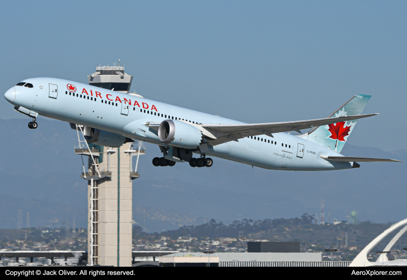 Photo of C-FRSE - Air Canada Boeing 787-9 at LAX on AeroXplorer Aviation Database