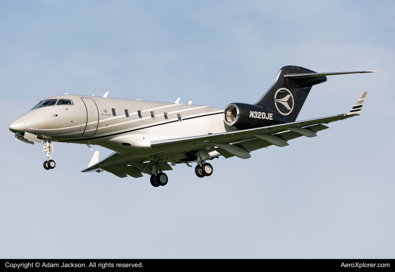 Photo of N320JE - PRIVATE Challenger 300 at BWI on AeroXplorer Aviation Database