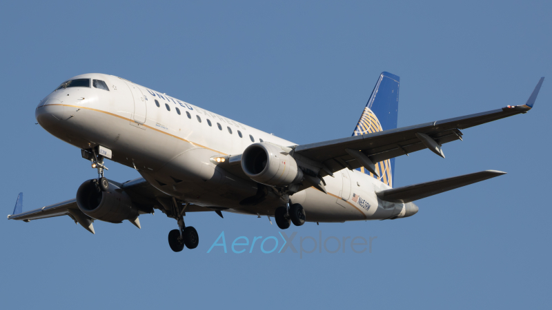Photo of N653RW - United Airlines Embraer E170 at IAD on AeroXplorer Aviation Database
