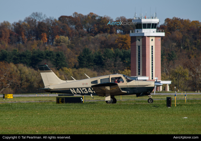 Photo of N41343 - PRIVATE Piper PA-28 at FDK on AeroXplorer Aviation Database