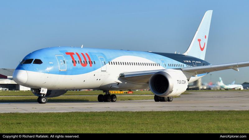 Photo of G-TUIB - TUI Fly Boeing 787-8 at MAN on AeroXplorer Aviation Database