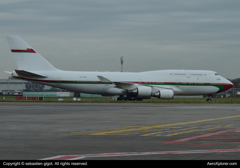 Photo of A4O-OMN - Oman Royal Flight Boeing 747-400 at BRU on AeroXplorer Aviation Database