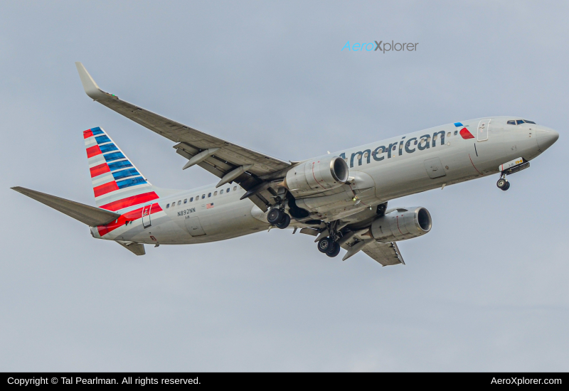 Photo of N892NN - American Airlines Boeing 737-800 at BWI on AeroXplorer Aviation Database