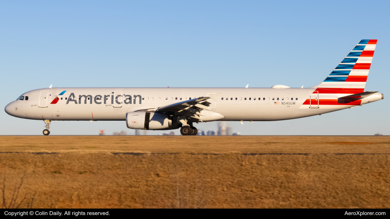 Photo of N540UW - American Airlines Airbus A321-200 at CLT on AeroXplorer Aviation Database