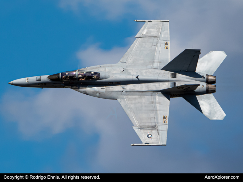 Photo of 165887 - US Navy Boeing F/A-18E/F Super Hornet at SFB on AeroXplorer Aviation Database