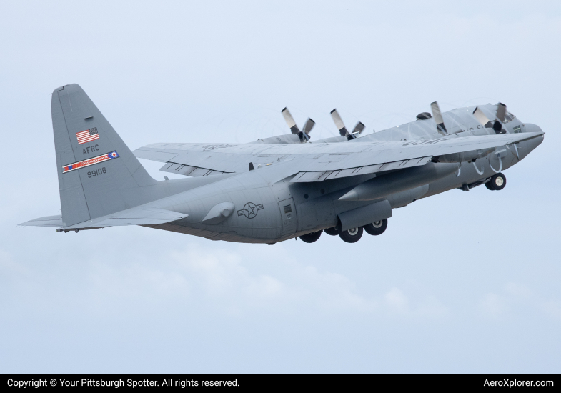 Photo of 89-9106 - USAF - United States Air Force Lockheed C-130H Hercules at BKL on AeroXplorer Aviation Database