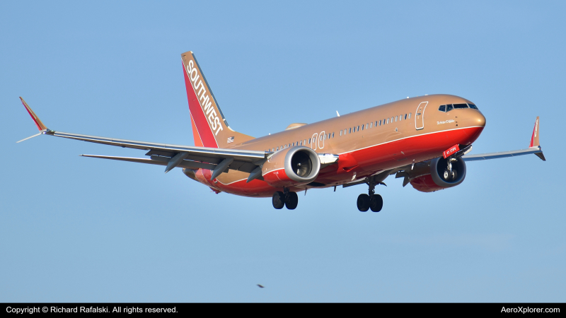 Photo of N871HK - Southwest Airlines Boeing 737 MAX 8 at PHX on AeroXplorer Aviation Database