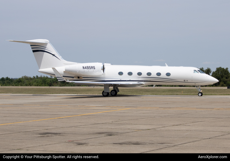 Photo of N495RS - Private  Gulfstream G450 at AGC on AeroXplorer Aviation Database