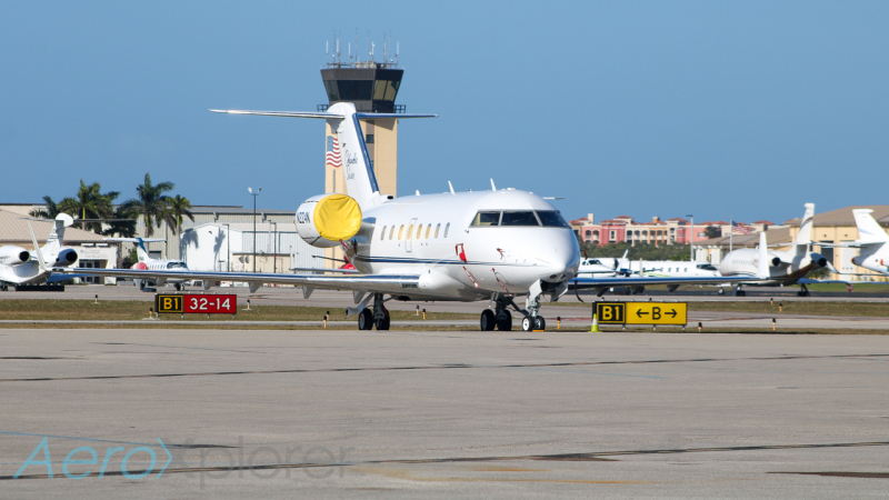 Photo of N224N - PRIVATE Bombardier CL-600 at APF on AeroXplorer Aviation Database