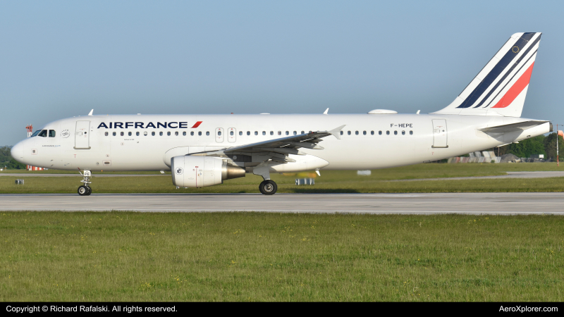 Photo of F-HEPE - Air France Airbus A320 at MAN on AeroXplorer Aviation Database