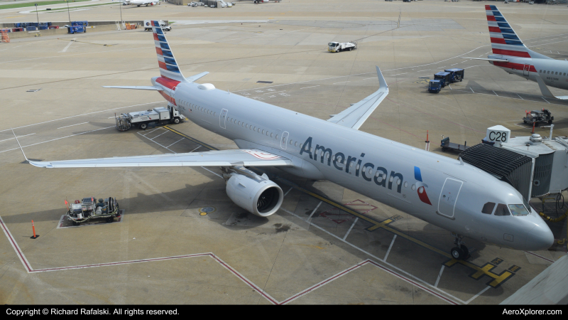 Photo of N414AL - American Airlines Airbus A321NEO at DFW on AeroXplorer Aviation Database
