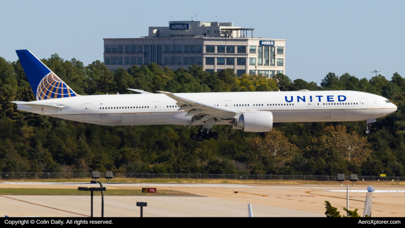 Photo of N2747U - United Airlines Boeing 777-300ER at IAD on AeroXplorer Aviation Database